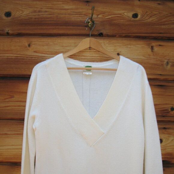 Anthropologie Super Soft Sweater - Picture 4 of 8